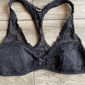 American Eagle black lace barlette